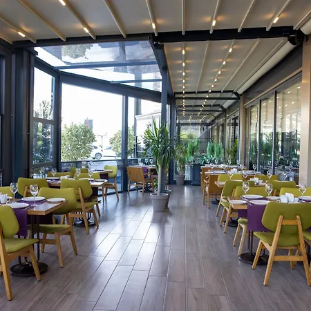 Wom Resıdence Oda ve Kahvaltı Çiftlik